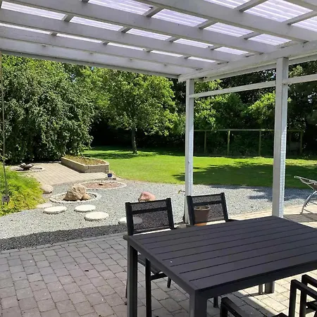 Spacious Country Near Forest And Border Semesterbostad *